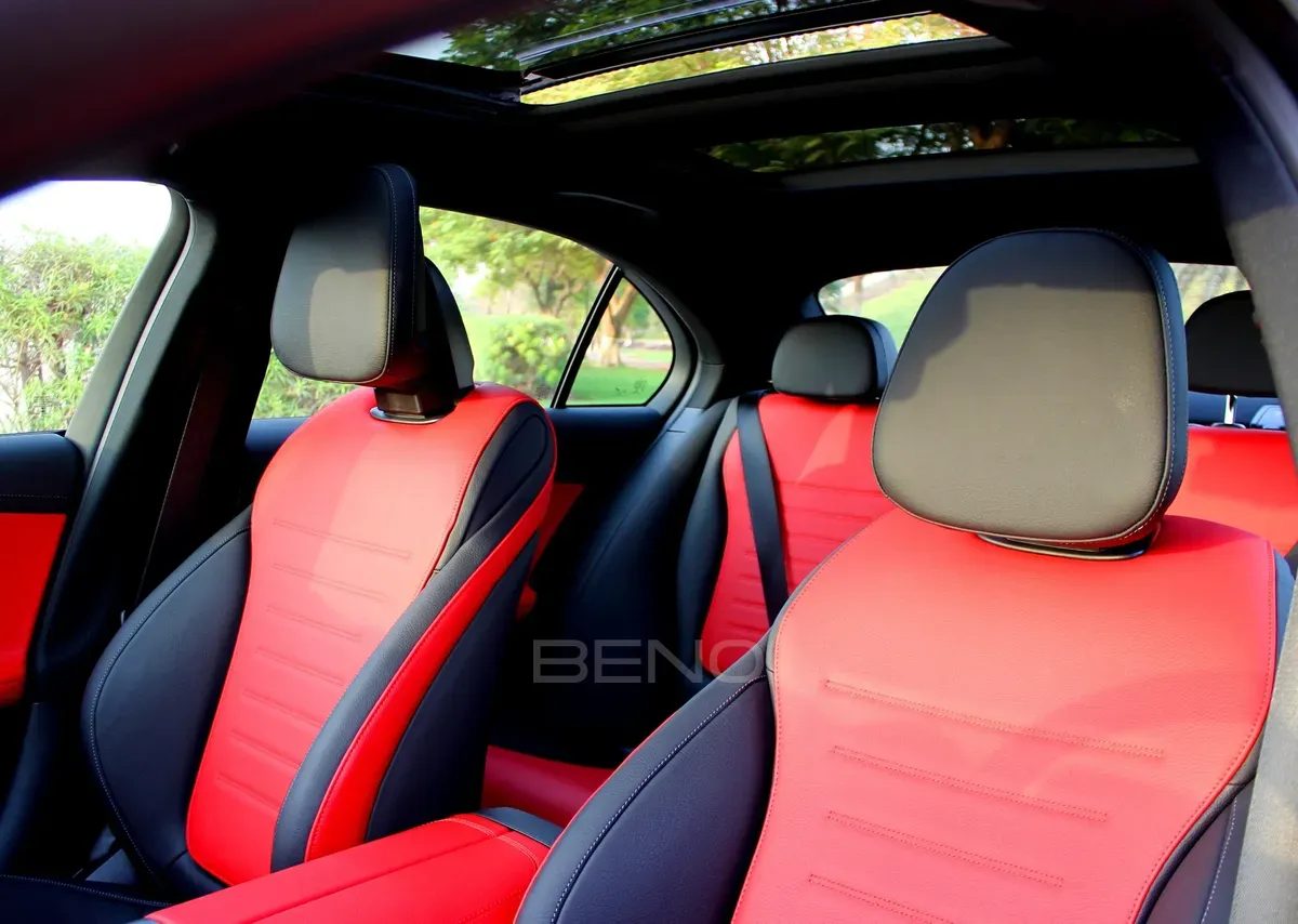 carousel-images-Mercedes-Benz C-Class C200 2024-4