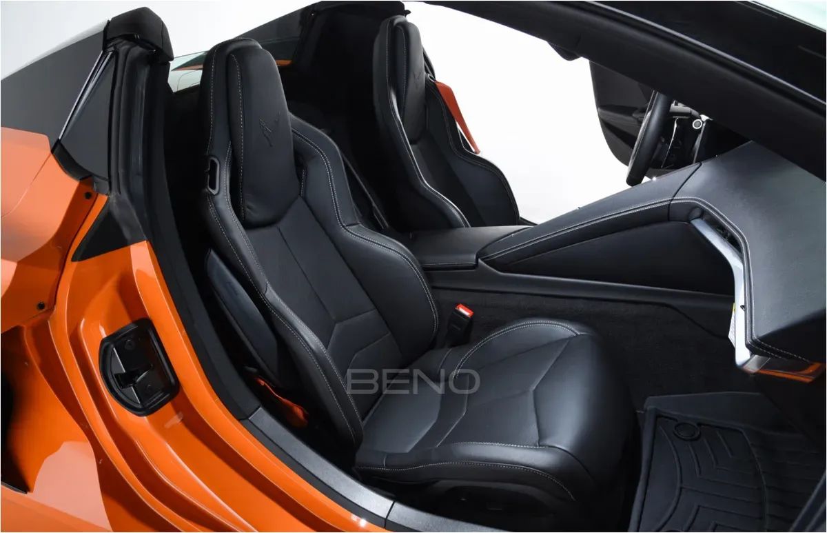 carousel-images-Chevrolet Corvette Stingray 2024-6