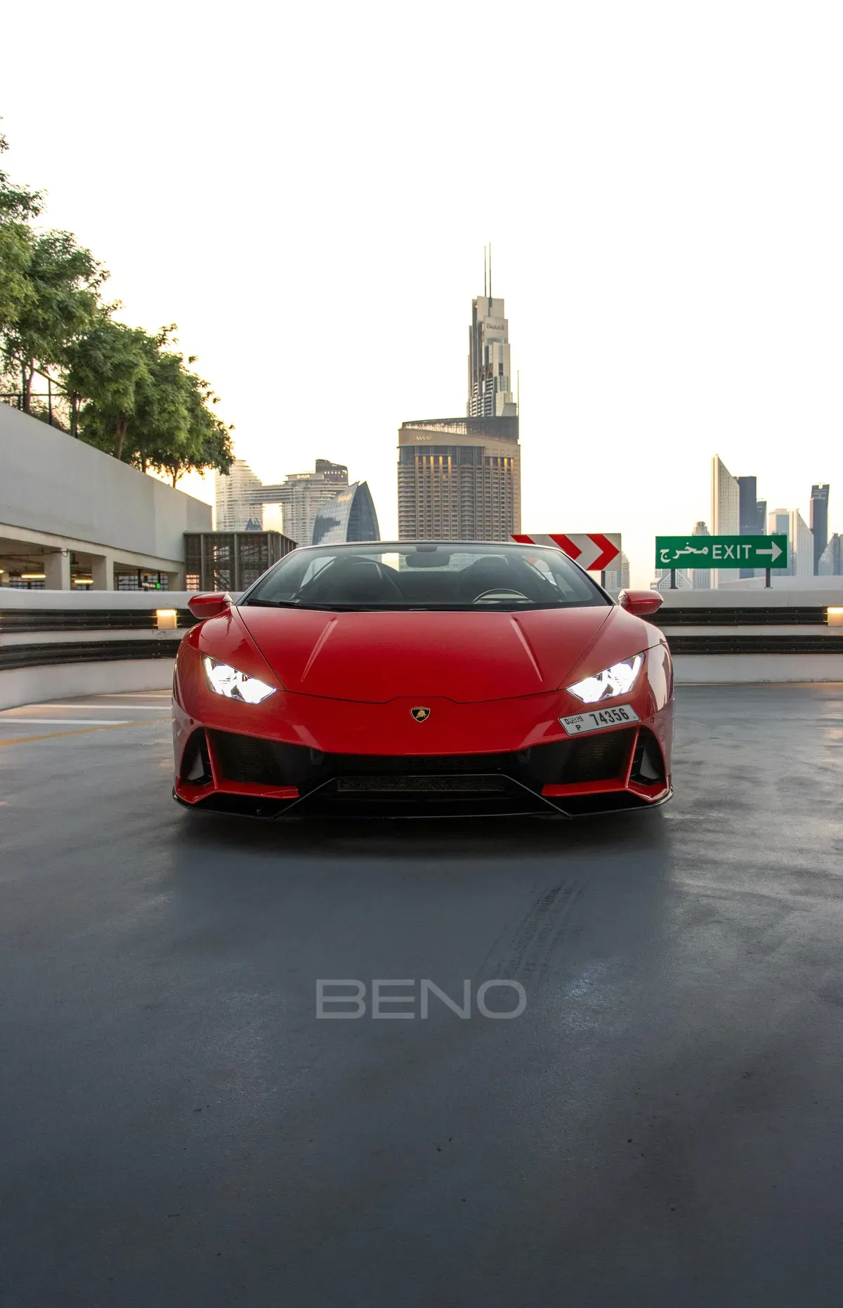 carousel-images-Lamborghini Huracan 2023-0