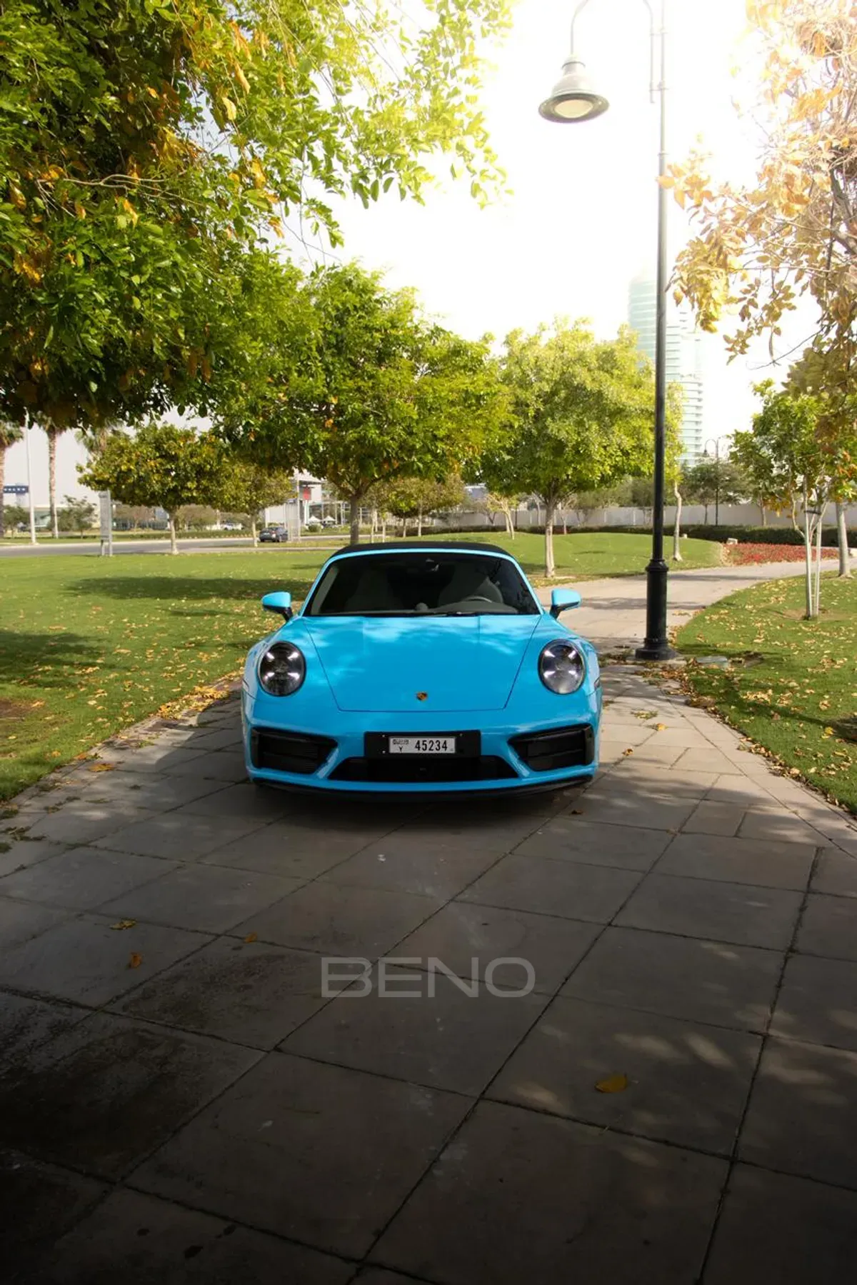 carousel-images-Porsche 911  Carrera GTS 4 2024-0