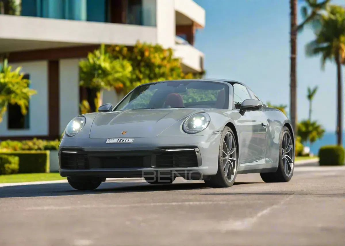 carousel-images-Porsche 911 Targa 4 2024-0