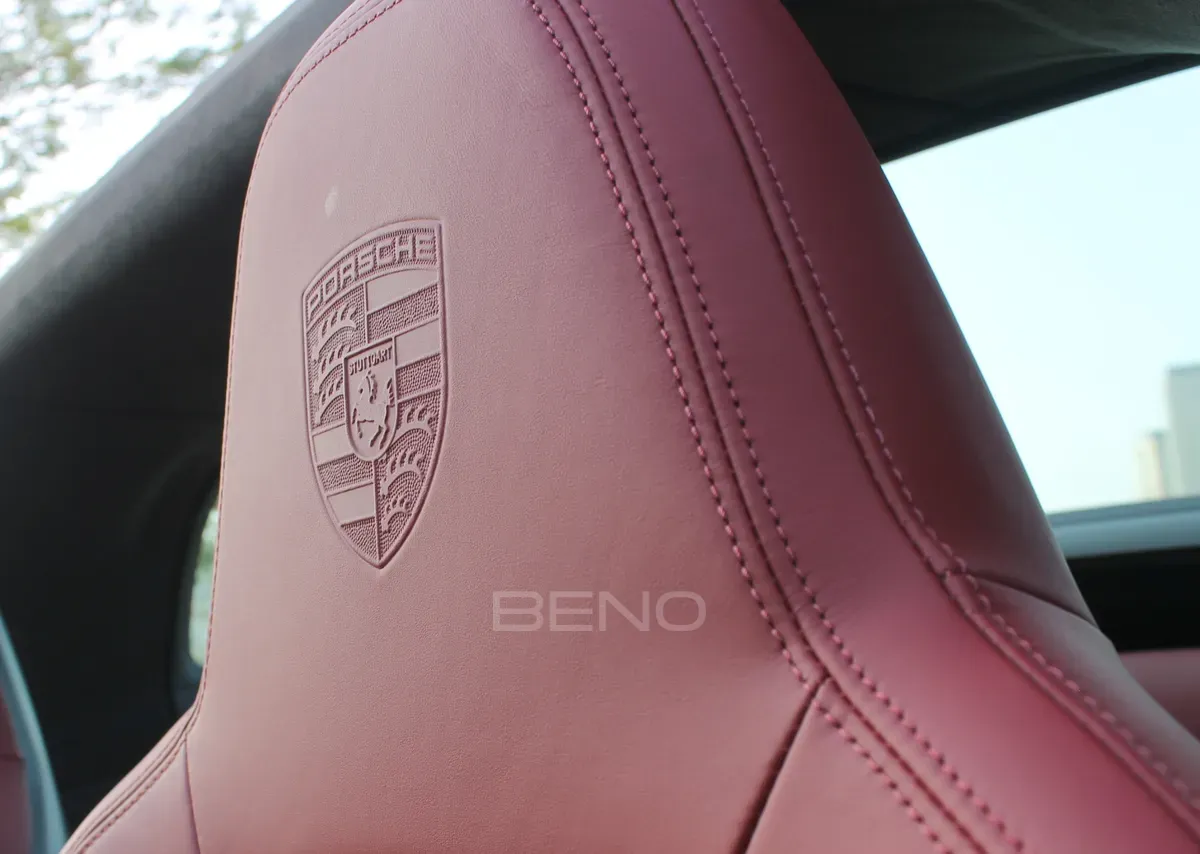carousel-images-Porsche 911 Targa 4 2024-4