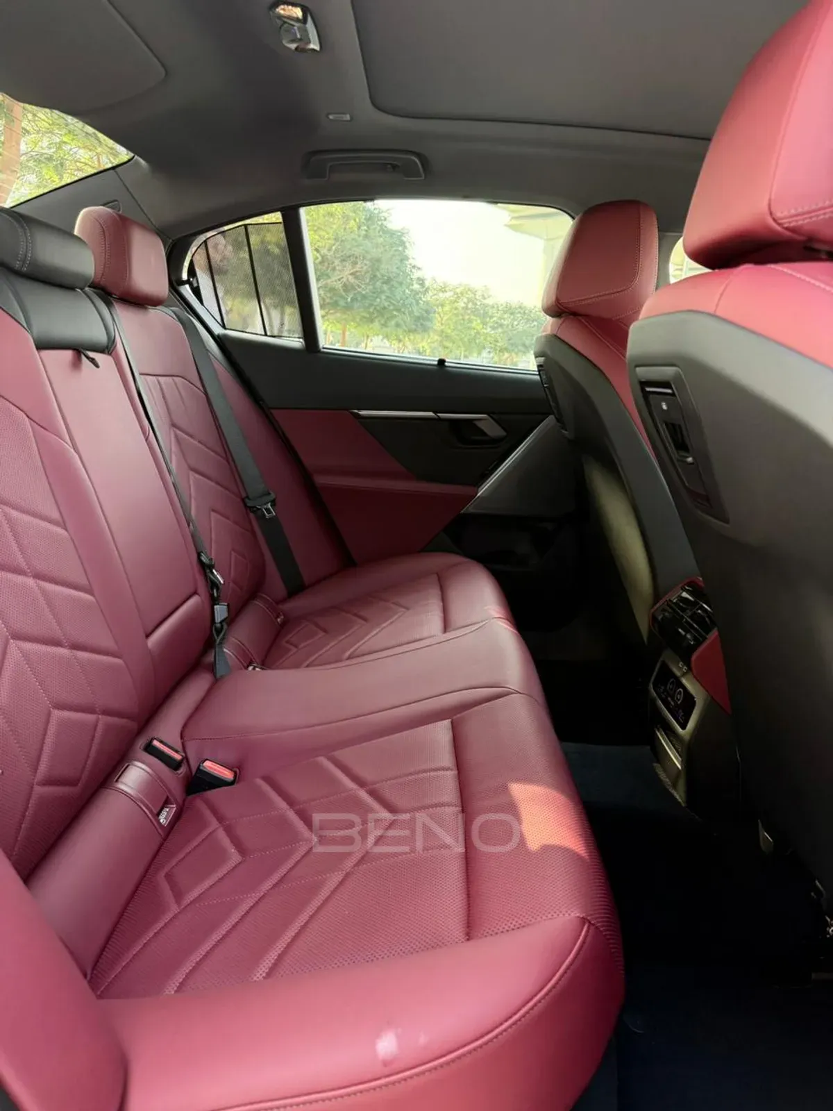 carousel-images-BMW 5-Series 520I 2026-2