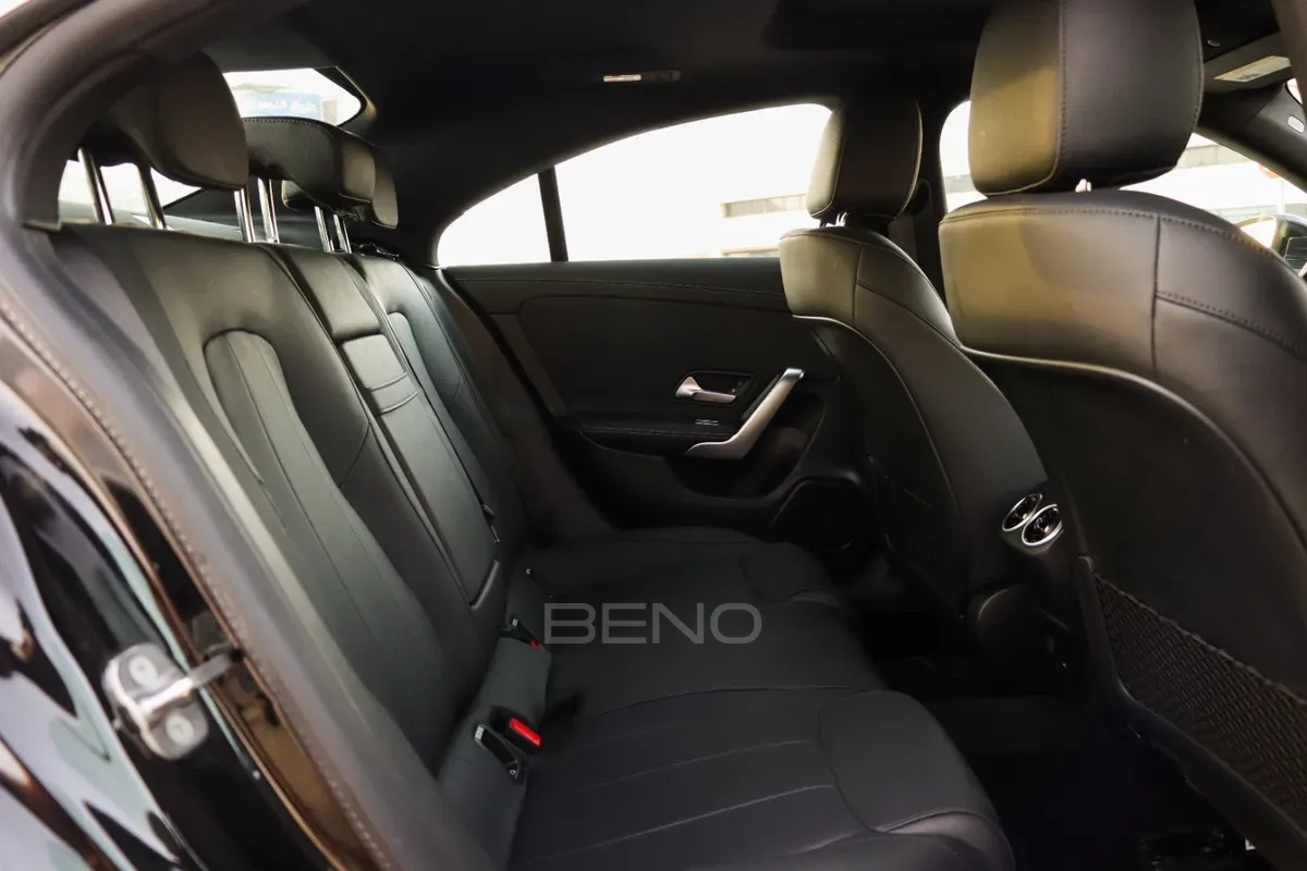 carousel-images-Mercedes-Benz CLA 250 2025-2