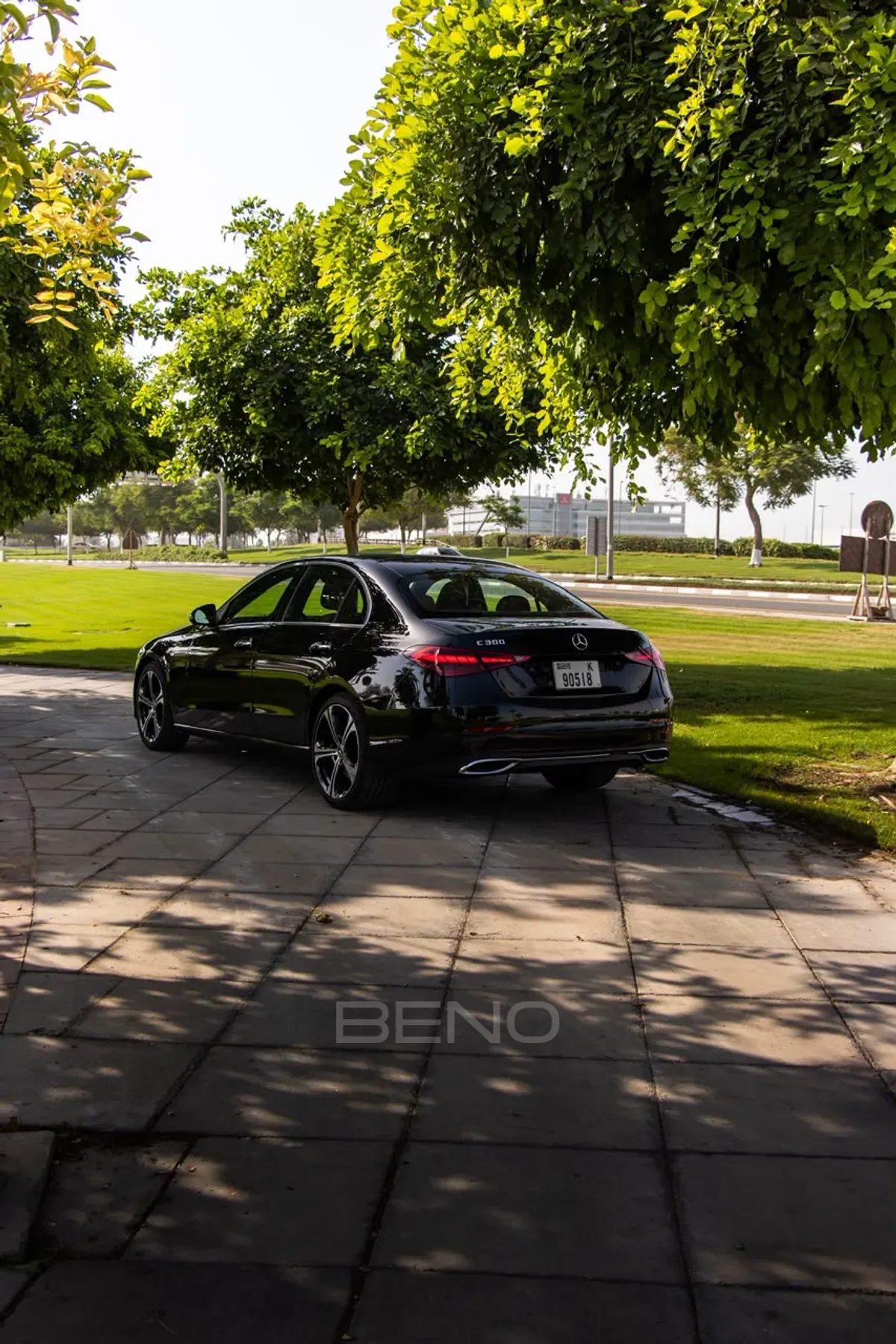 carousel-images-Mercedes-Benz C-Class C300 2023-4