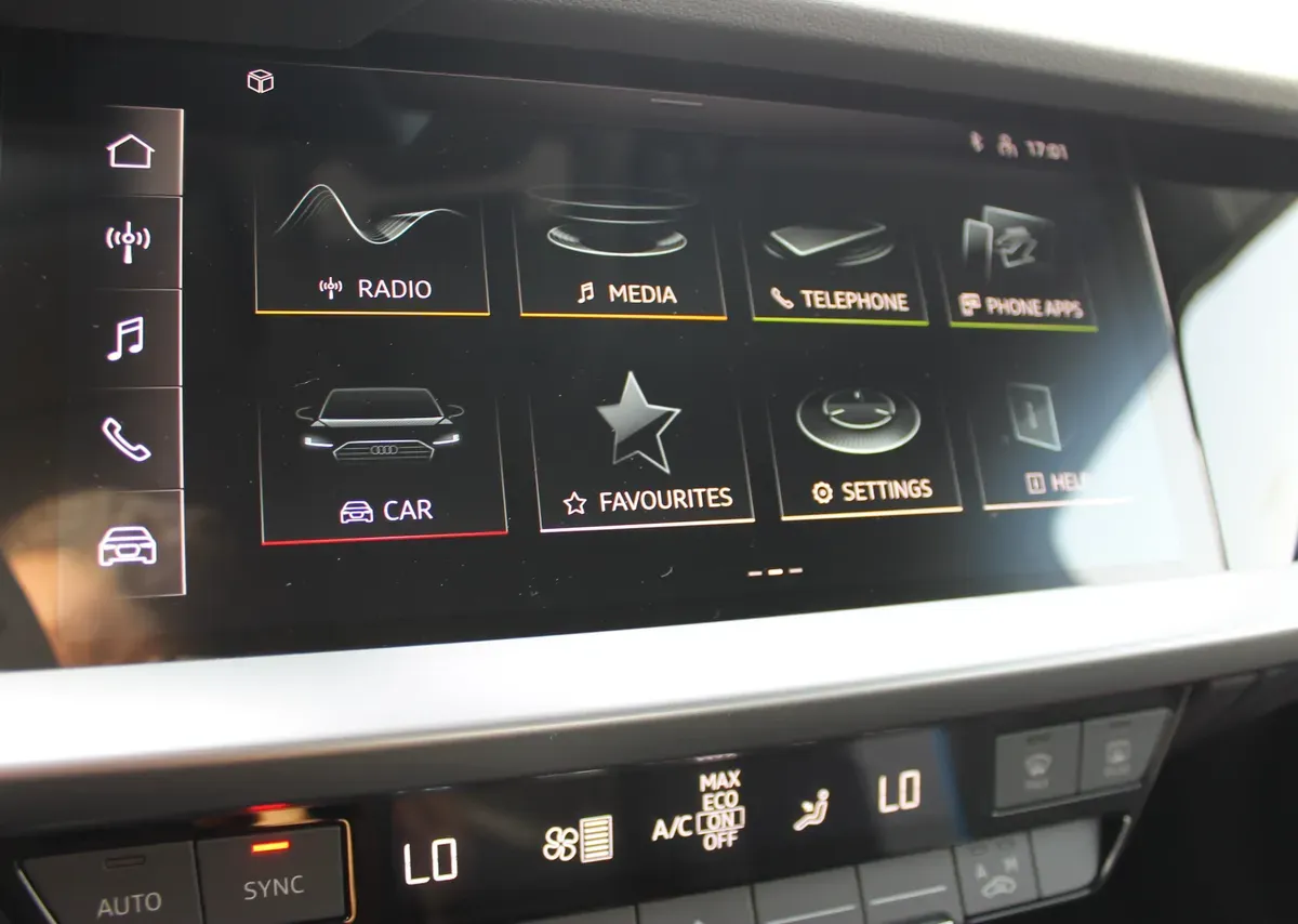 carousel-images-Audi A3 2023-4