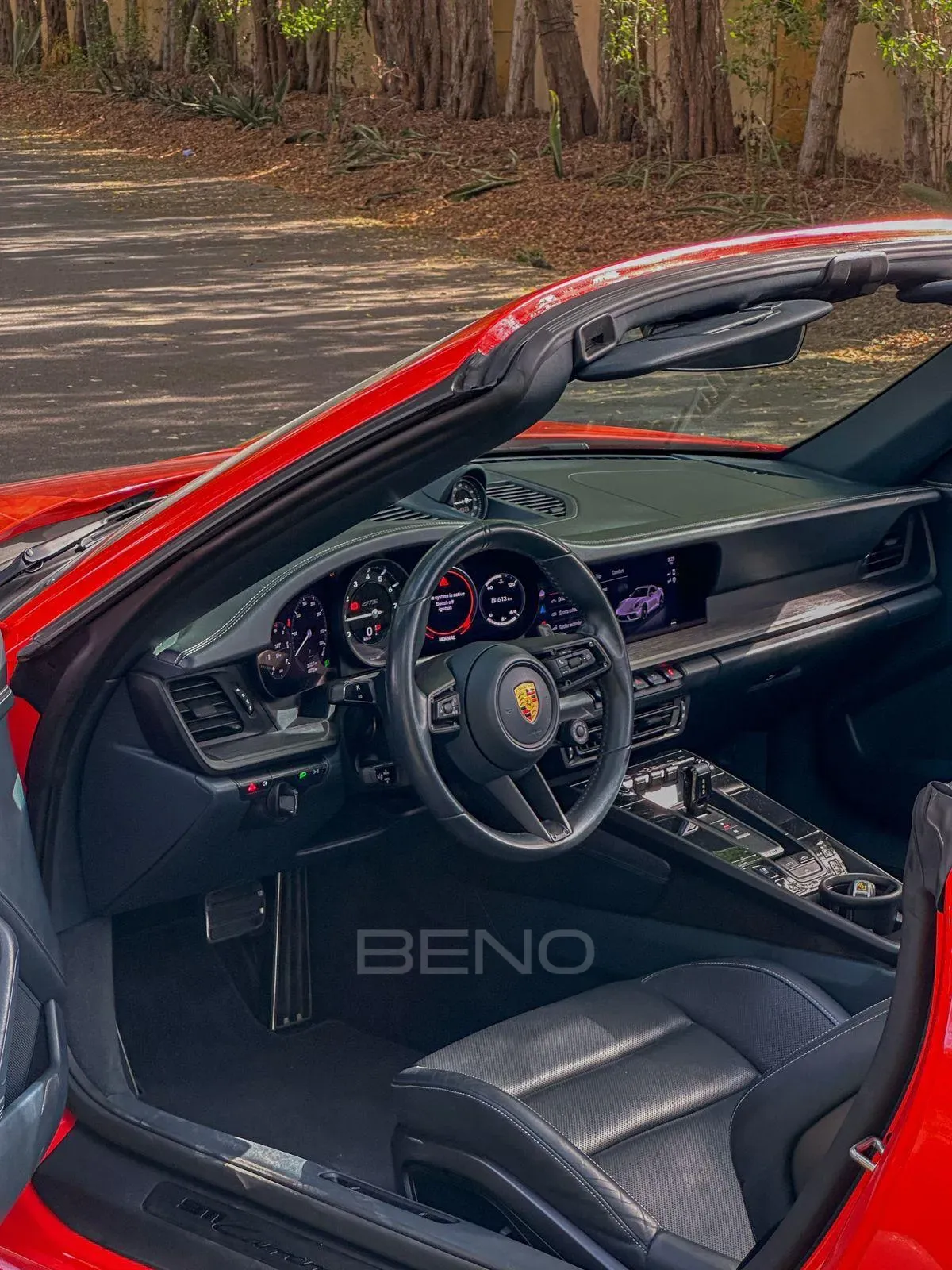 carousel-images-Porsche 911  Carrera GTS 4 2023-3