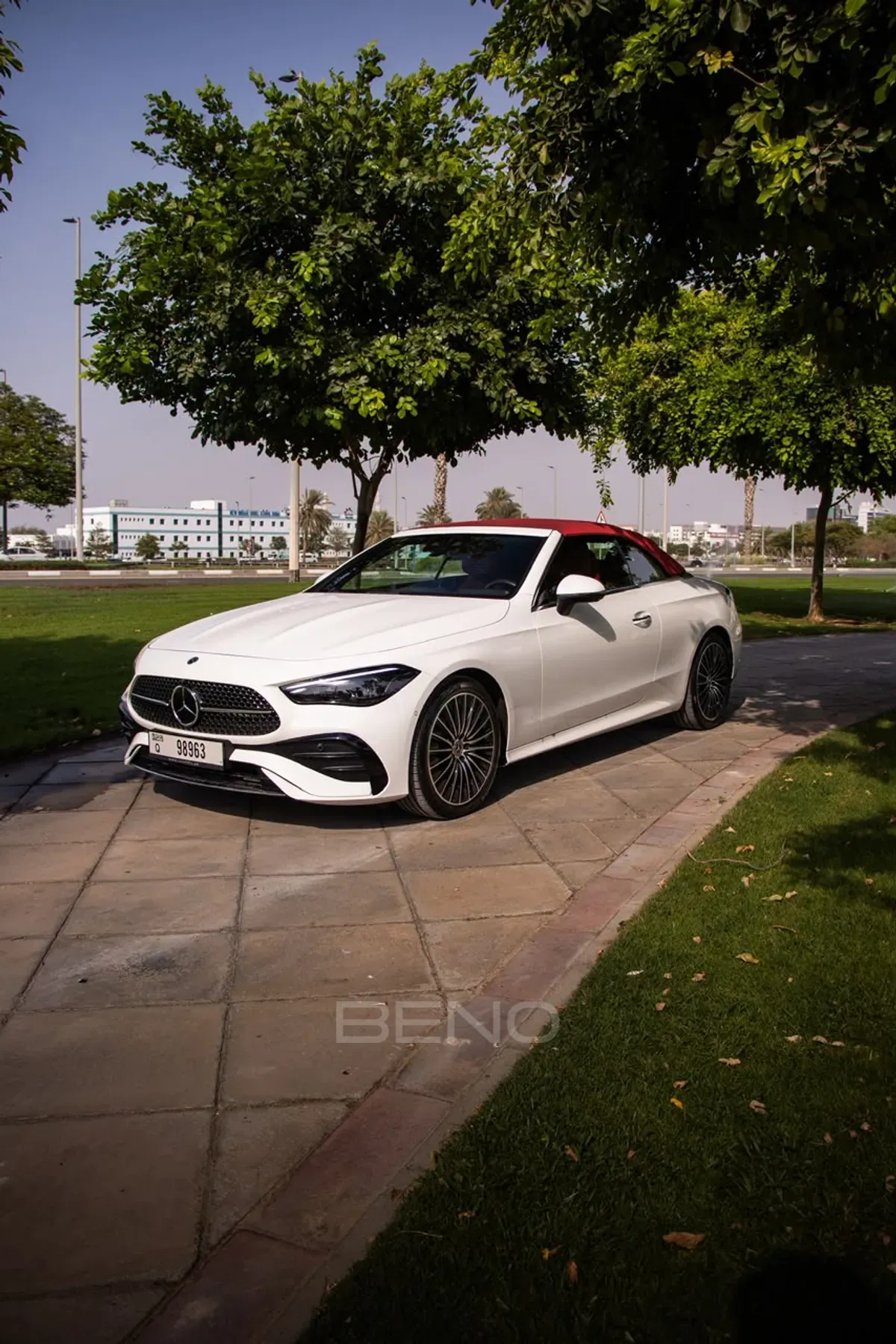 carousel-images-Mercedes-Benz C-Class CLE 200 2025-0
