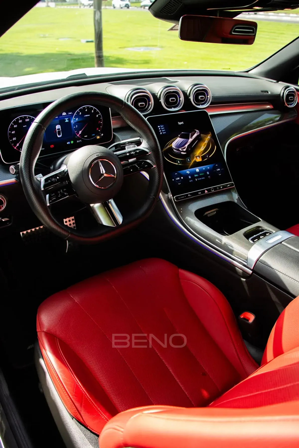 carousel-images-Mercedes-Benz C-Class CLE 200 2025-2